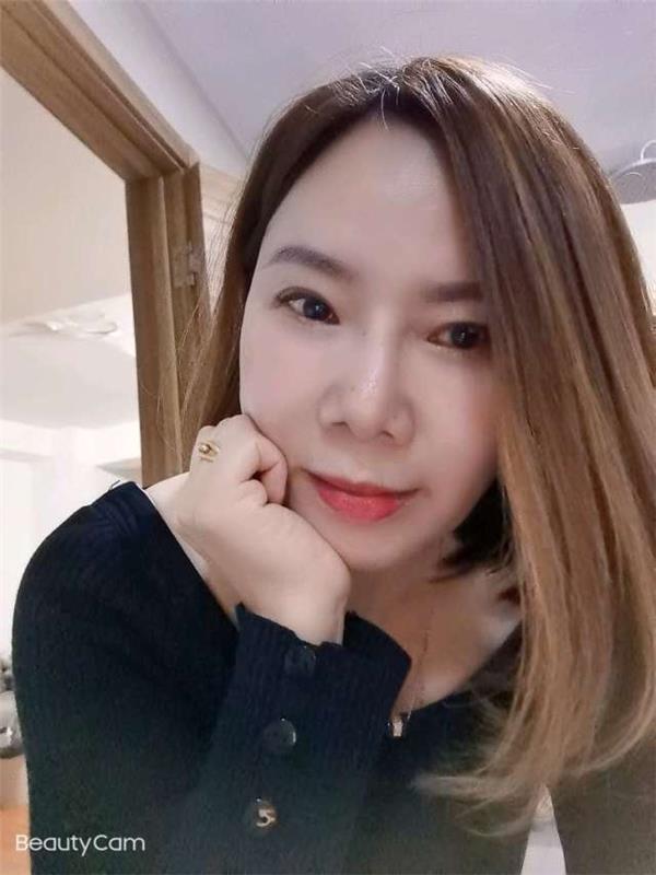 内蒙古包头昆区晓江，楼凤服务不错人照差距最小