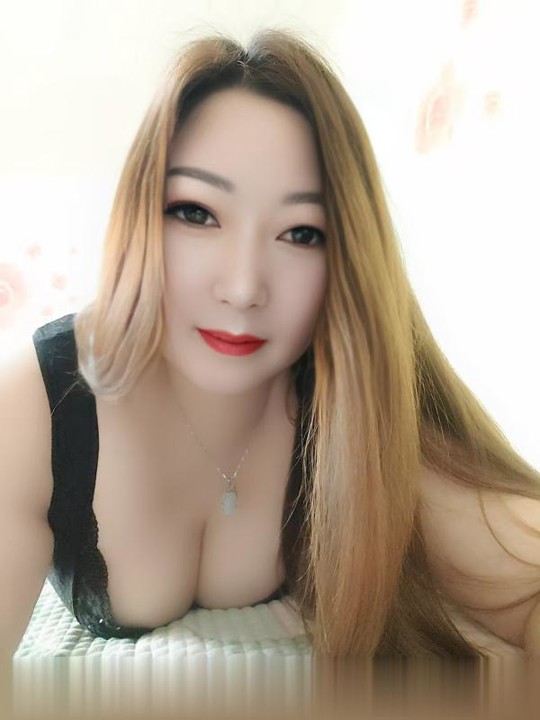 北京朝阳区大胸臀熟女