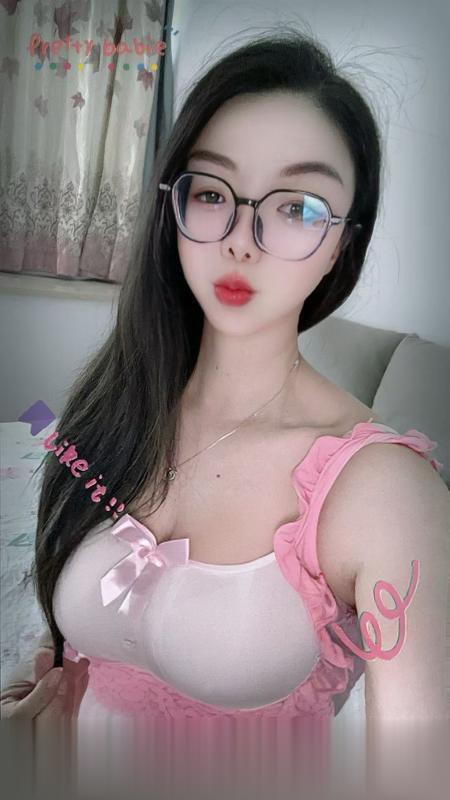 广州大胸妹子小柔