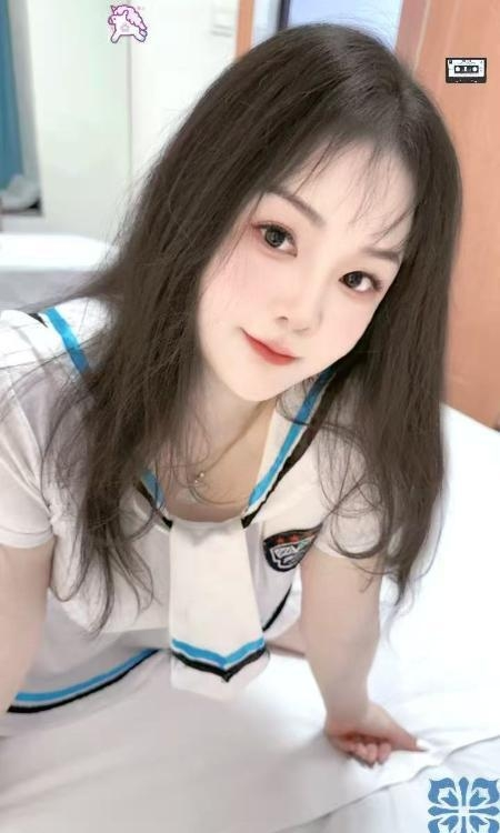 成都市成华眼镜妹