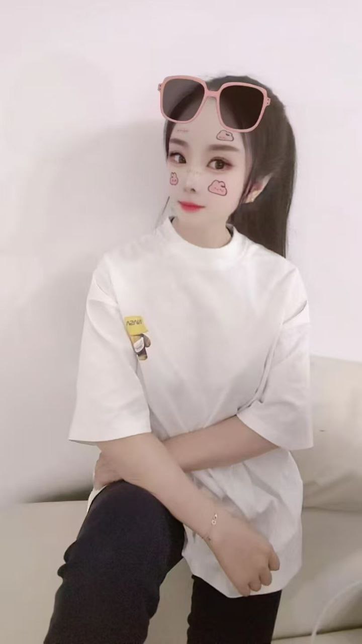 北京方庄小少妇，吹拉弹唱，懂男人的小骚货