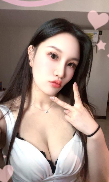 深圳市大奶健身老师西宝