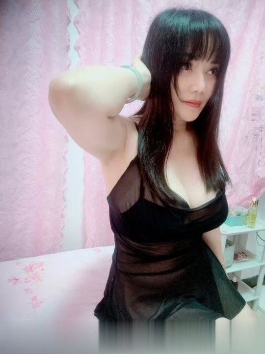 广东-广州梅花园大奶熟女