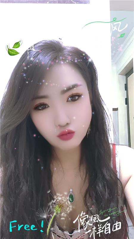 杭州肥臀大咪妮妮胸大无脑，有种黑暗风的韵味