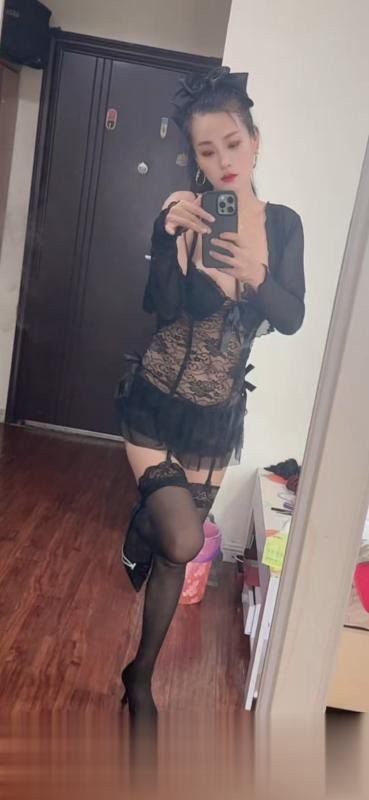 合肥宝儿做爱 口爆 口交 丝袜 制服 69