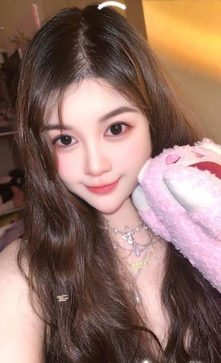 深圳市福田巨乳御姐佩奇