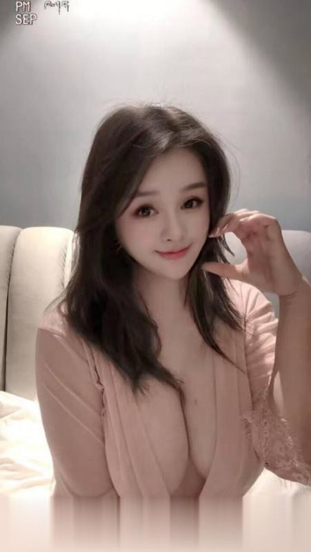 青岛台东D杯大胸女