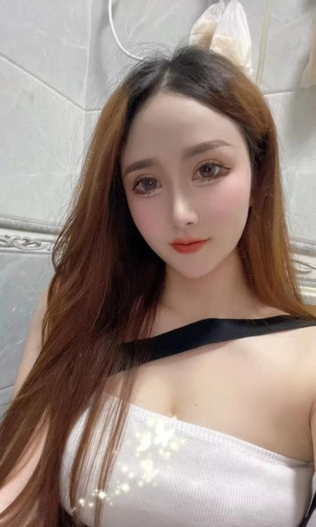 长春市大胸古典美女