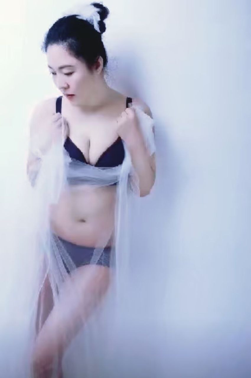 靓女173长腿波靓正宗莞式体力扶雾系spa（拜师学艺名不虚传）