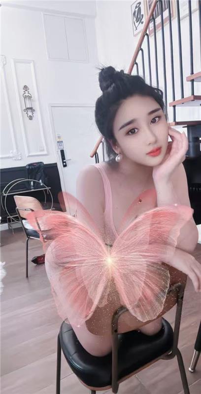 顺德大胸小姐姐