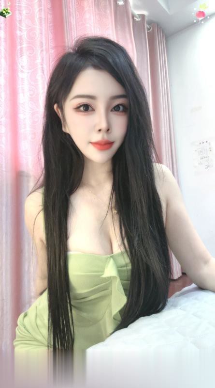 苏州虎丘火辣红唇女友感