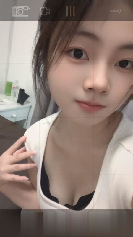 南京建邺小仙女.嫩货一枚，妹子全身雪白