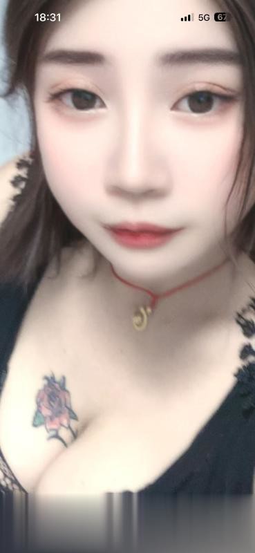 苏州大屁股骚熟女双飞