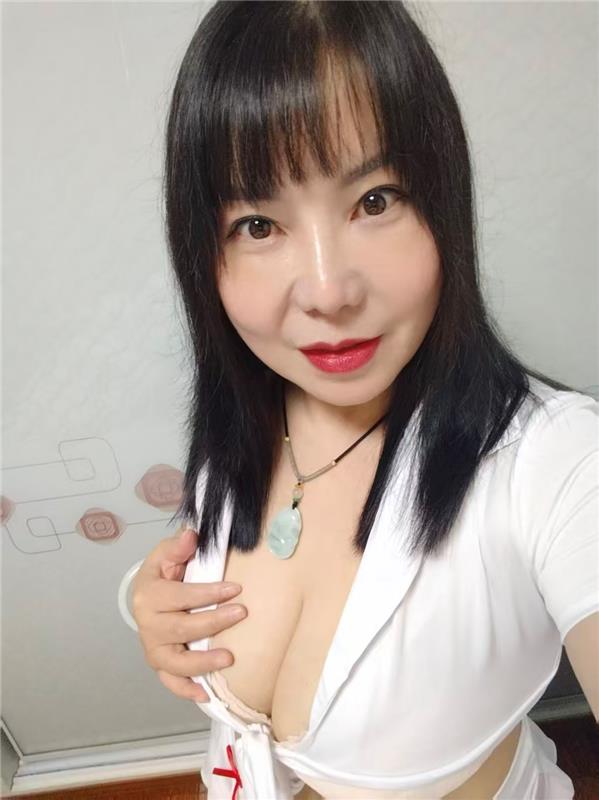 无锡新吴区D胸熟女