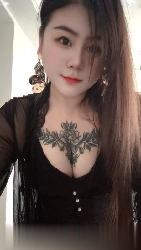 全能艳艳sm妹子肤白屁股大，性格也特别好