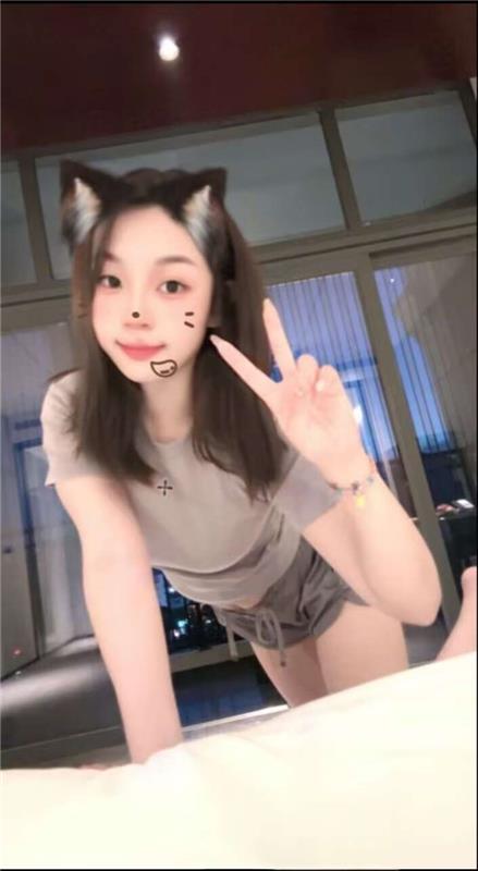 天津肤白貌美大奶思思