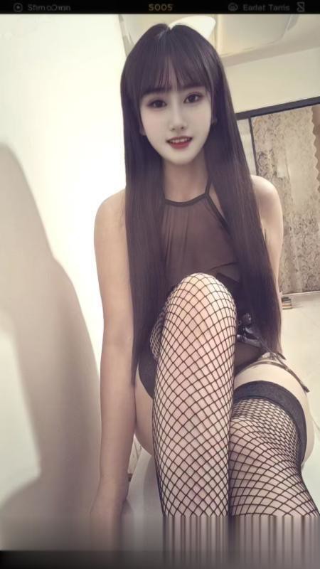 广州白云蛇纹蓉蓉姐舌吻