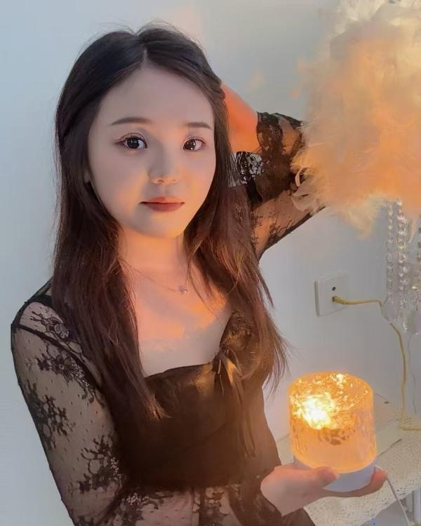 长沙市素人兼职嫩妹子