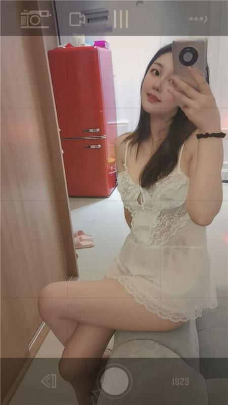 合肥瑶海修车白嫩大胸妹子