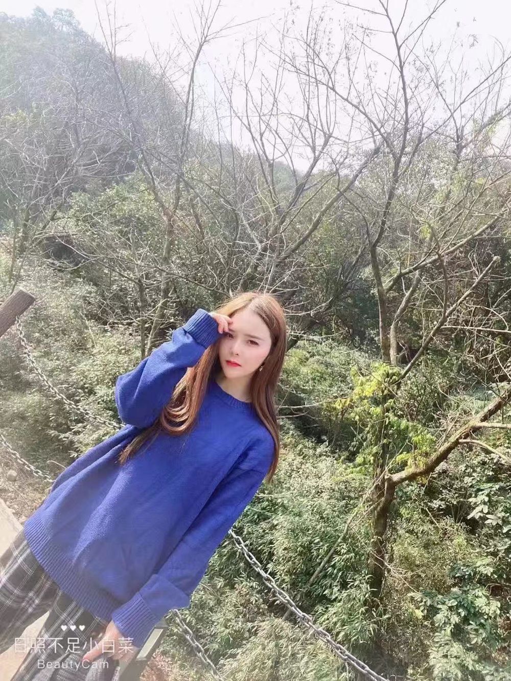 草房C米回归 23岁的小个子邻家美女