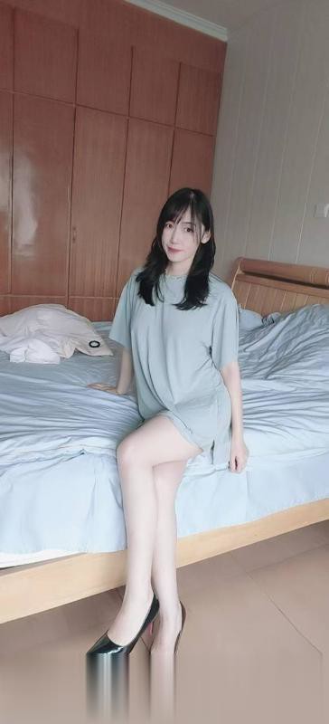 常州新北大胸长腿妹子