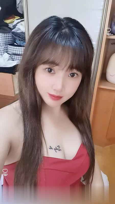 西安安远门大奶人妻