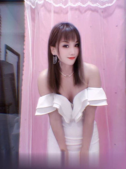 长沙再刷子幸..很有女友 身材娇小 屁股大皮肤细嫩