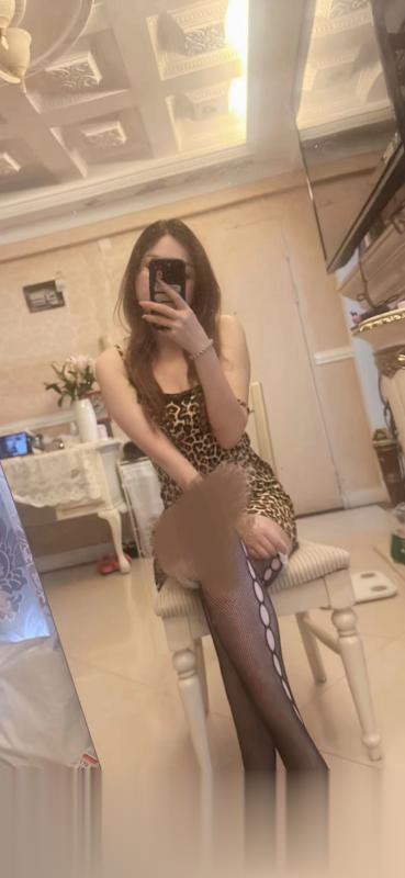 深圳南山豹纹晴宝御姐类型美女很性感