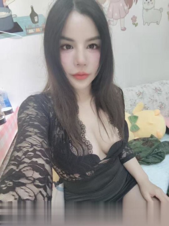 南京迈皋桥伊伊.