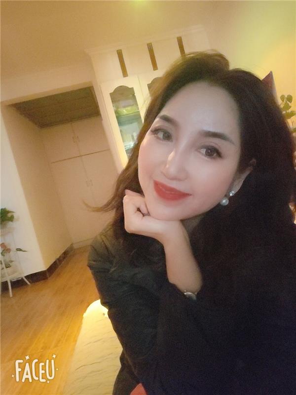 北京性感骚货人妻熟女有韵味，妖娆又暧昧